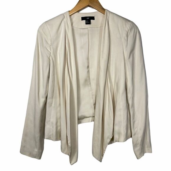 H&M Cream Ruffled Cardigan - Picture 2 of 15